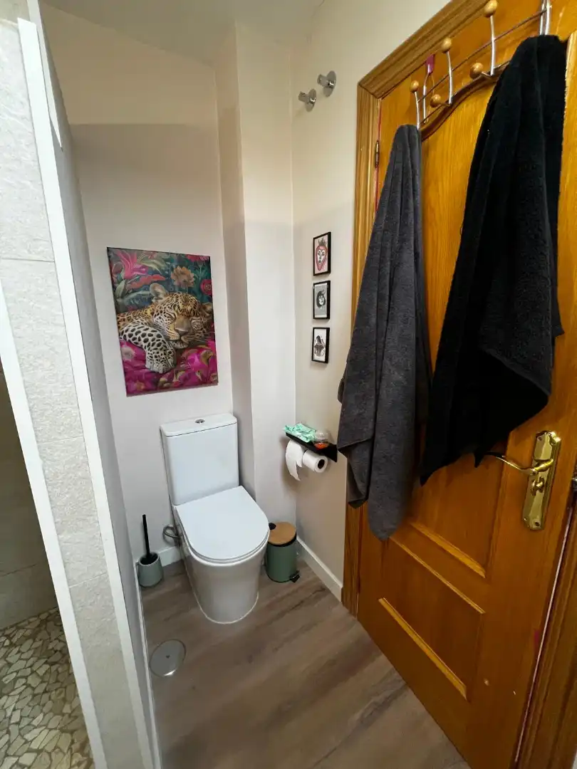 Baño de Piso de alquiler en Las Rozas de Madrid con Aire acondicionado, Calefacción y Lavadora
