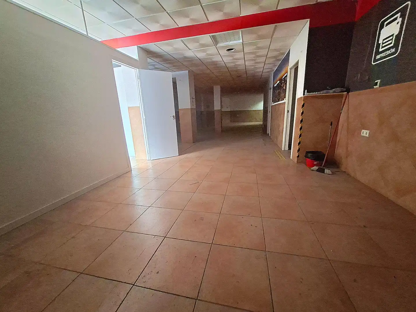 Local comercial en venta en Calle GARBINET, imagen 6