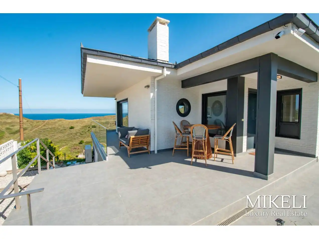 Detached house with pool for sale in Calle Portio, imagen 9