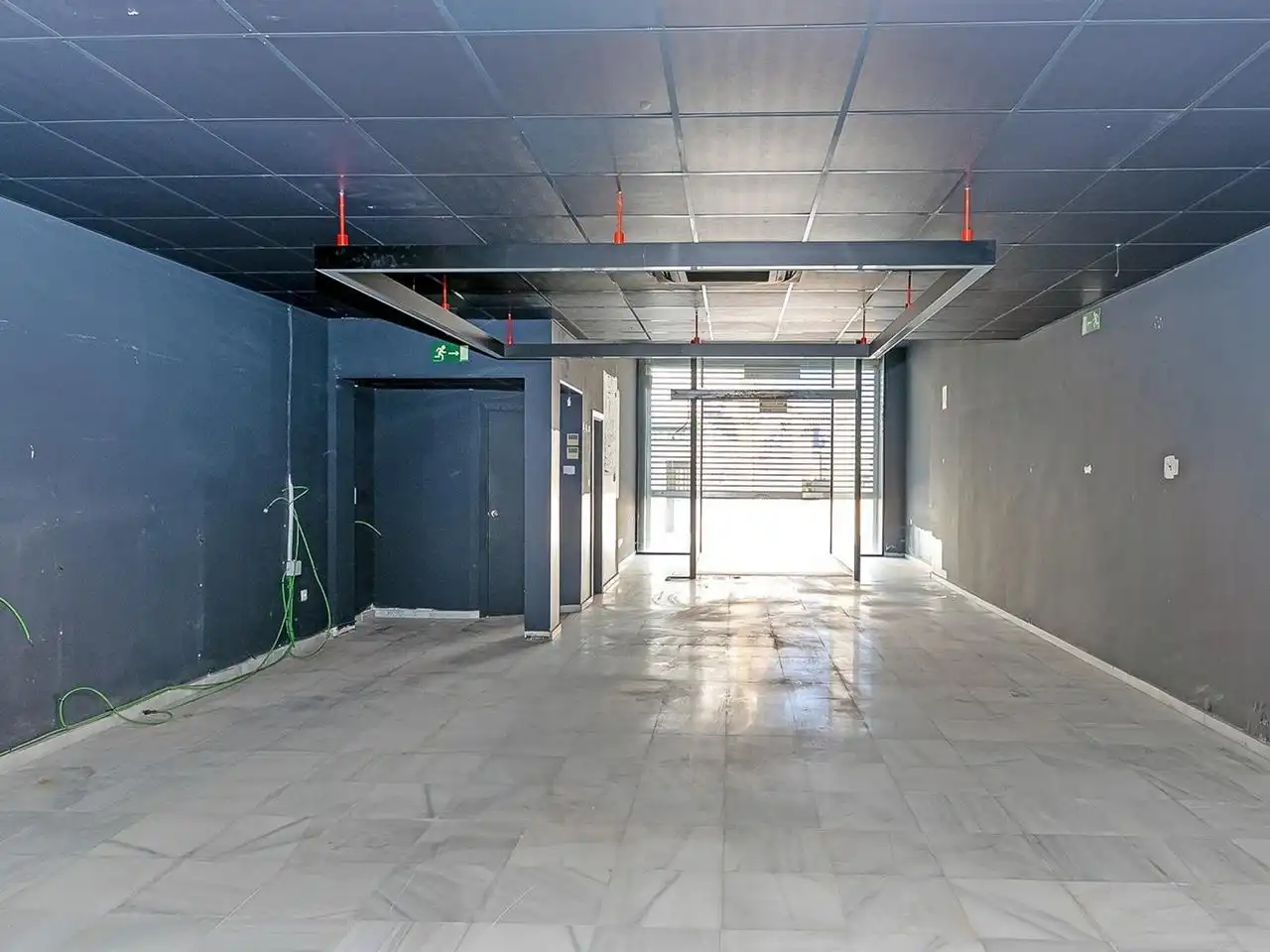 Local comercial en venda a Villamartín, imagen 9
