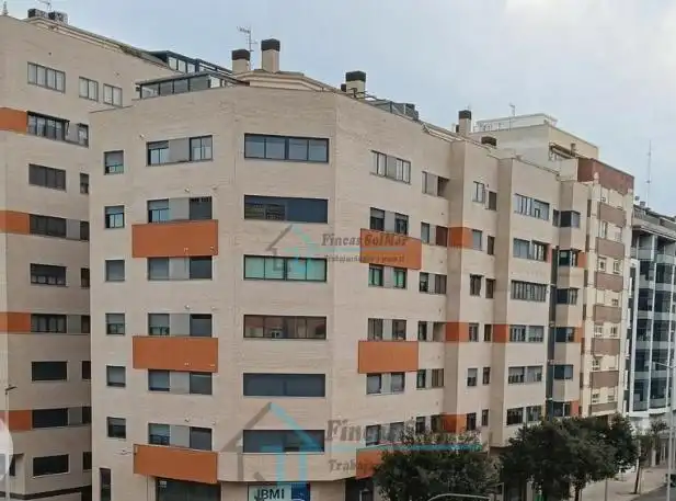 Vista exterior de Apartamento en venta en Castellón de la Plana / Castelló de la Plana con Aire acondicionado, Calefacción y Trastero