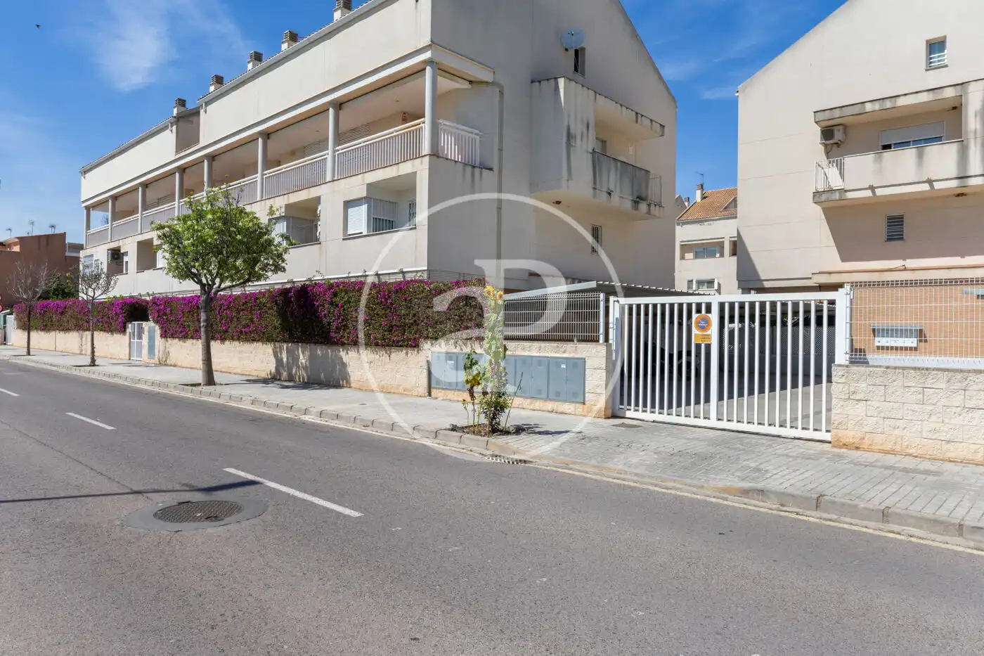 Vista exterior de Casa adosada de lloguer en Almenara amb Calefacció, Jardí privat i Terrassa