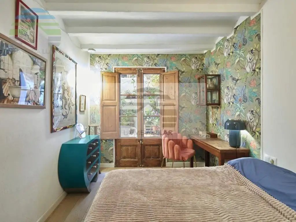 Bedroom of Flat for sale in Barcelona
