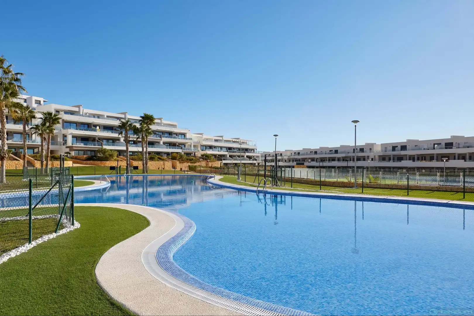 Piscina de Dúplex en venta en Finestrat con Aire acondicionado, Calefacción y Terraza