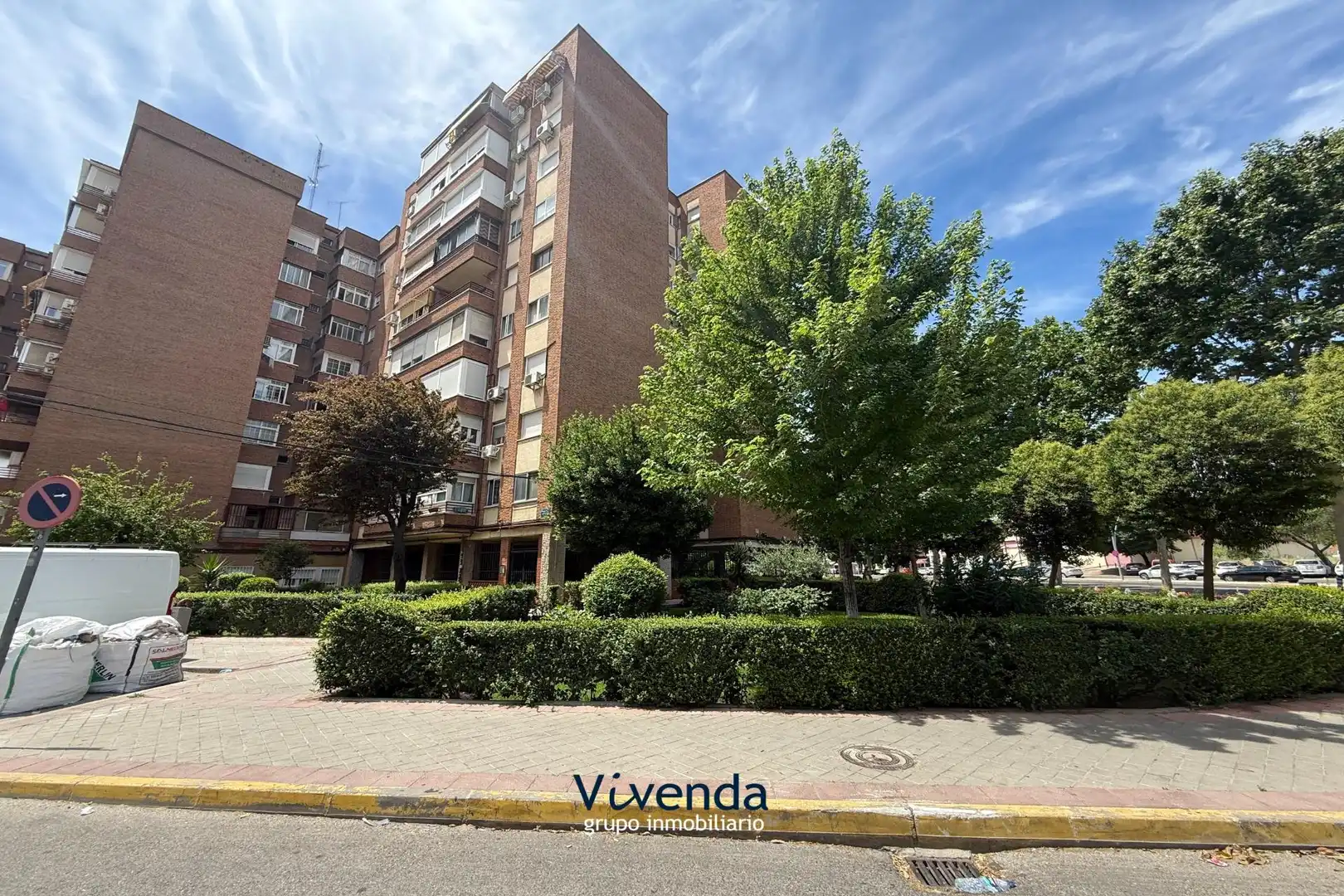 Vista exterior de Pis en venda en Fuenlabrada amb Calefacció i Terrassa