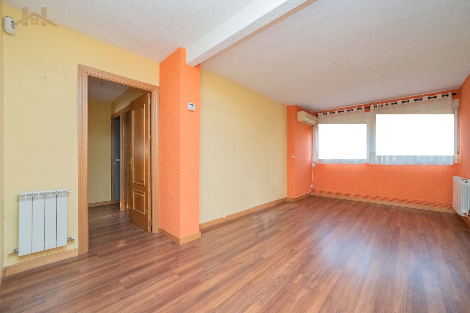 Flat for sale in Móstoles  with Air Conditioner and Heating