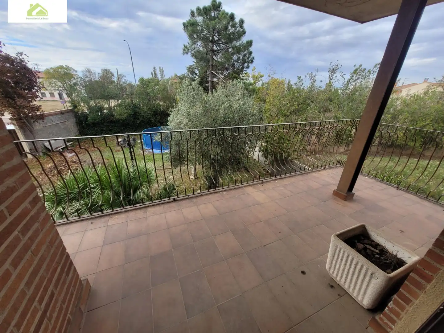 Casa rústica amb jardí en venda a Morales del Vino, imagen 10