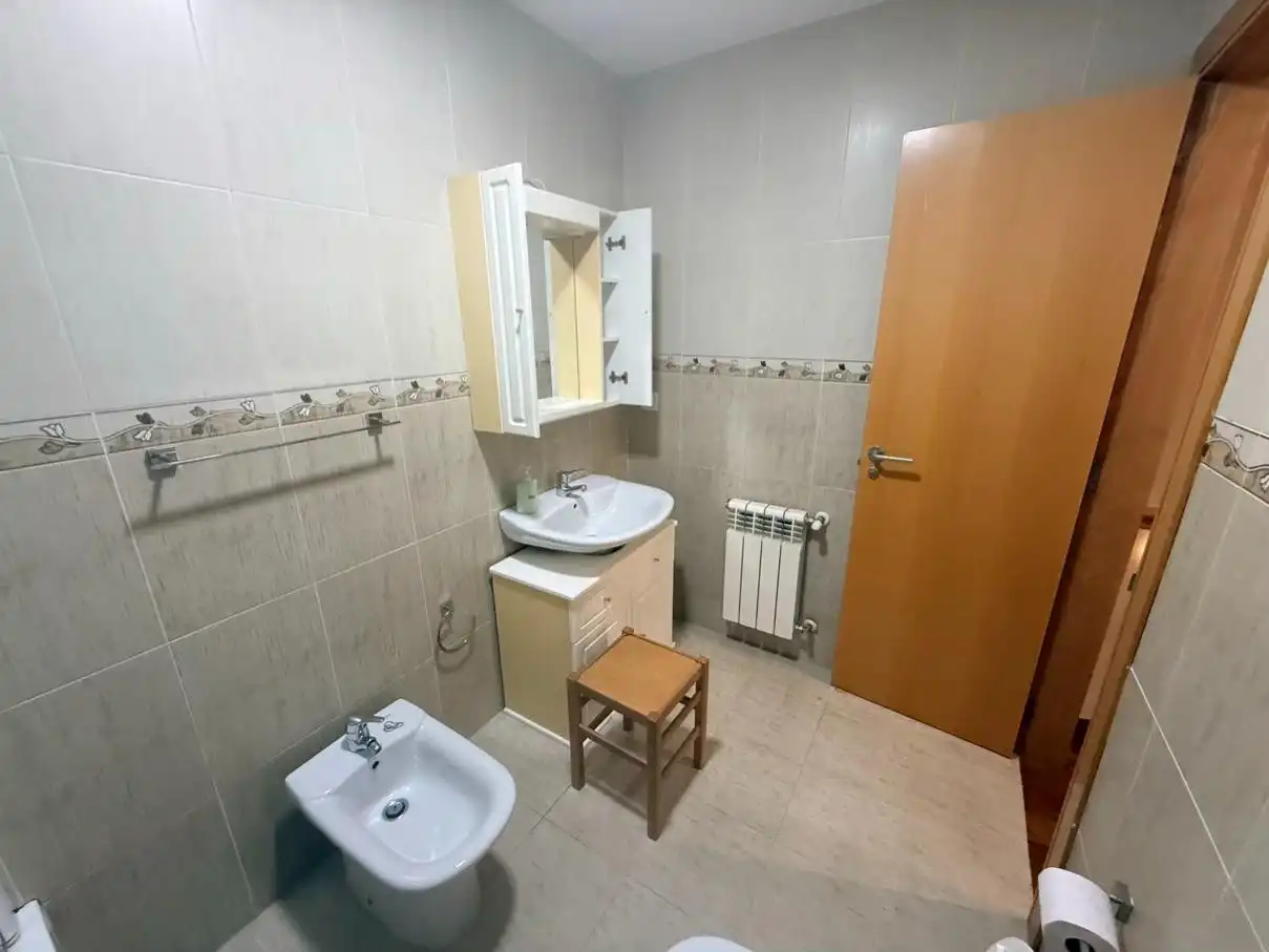 Bathroom of Duplexes for sale in Ames  with Heating, Parquet flooring and Storage room
