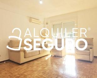 Living room of Flat to rent in  Madrid Capital  with Heating and Terrace