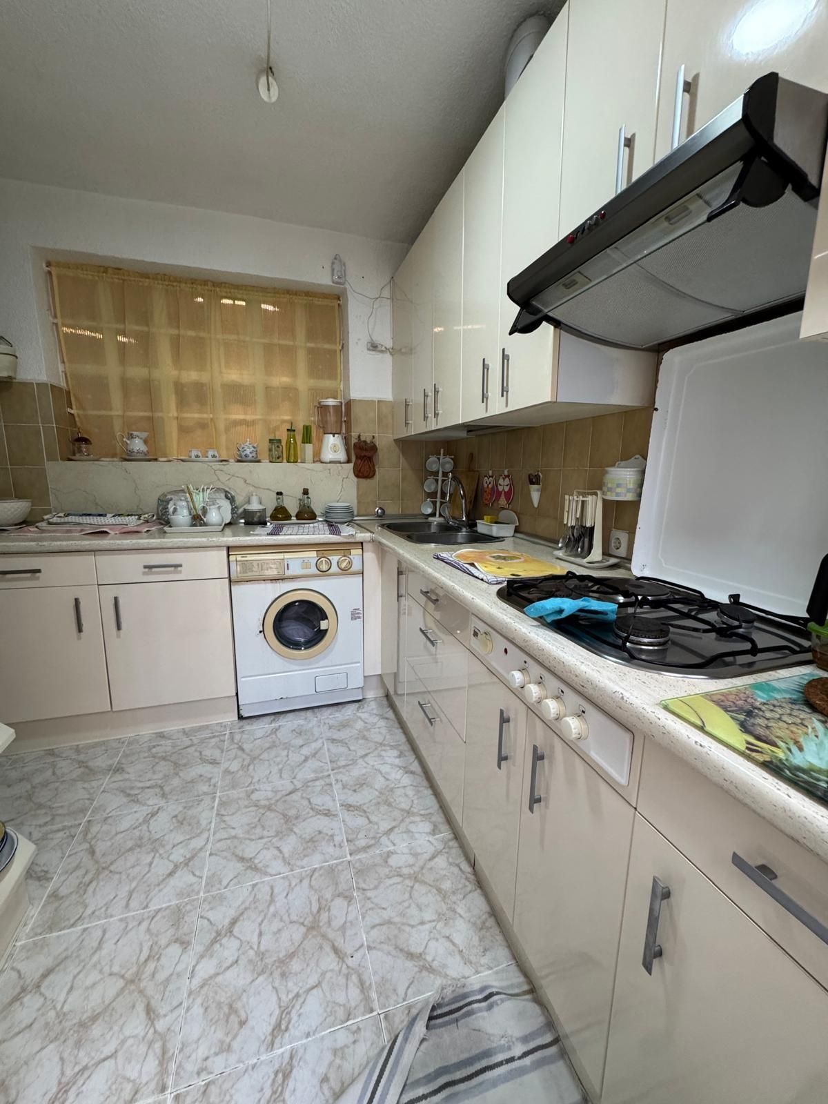 Kitchen of Flat for sale in  Madrid Capital  with Heating, Parquet flooring and Terrace