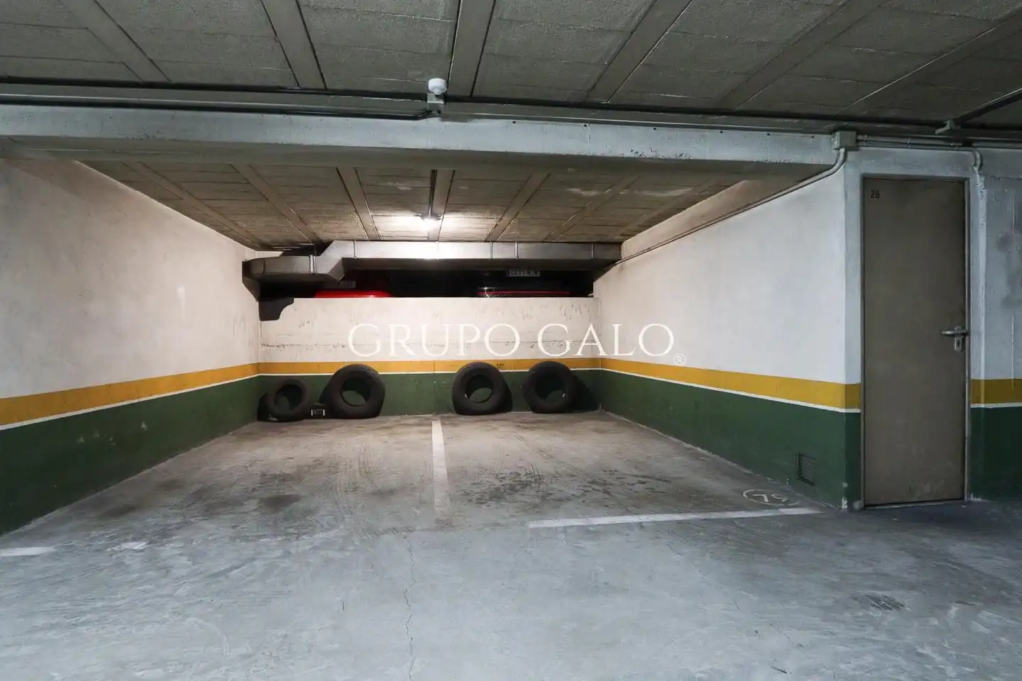 Aparcament de Dúplex de lloguer en Vigo  amb Calefacció i Parquet
