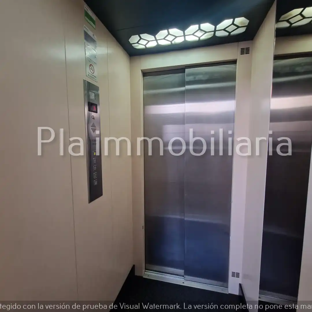 Dúplex en venta en Sant Boi de Llobregat con Terraza, Amueblado y Horno