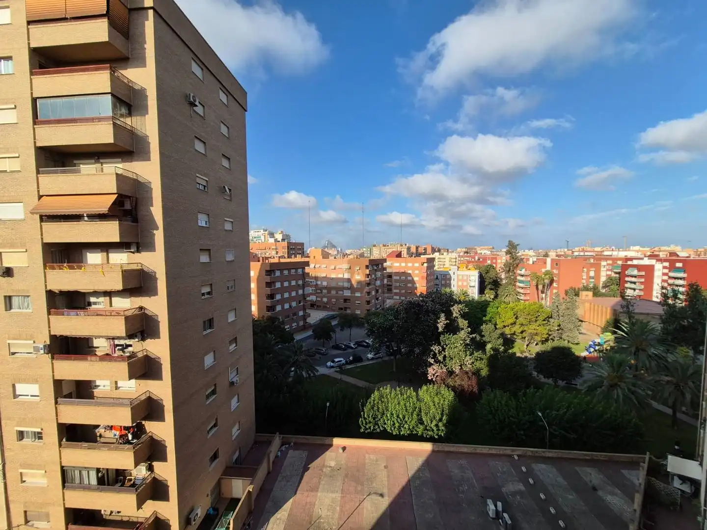 Vista exterior de Pis en venda en Xirivella amb Aire condicionat, Calefacció i Moblat