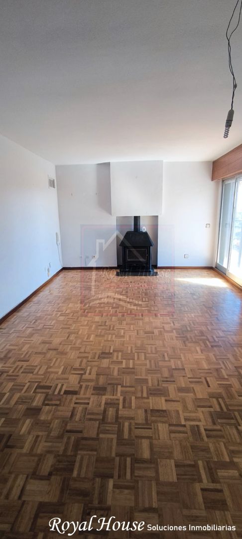 Sala d'estar de Pis en venda en Collado Villalba amb Calefacció, Parquet i Terrassa