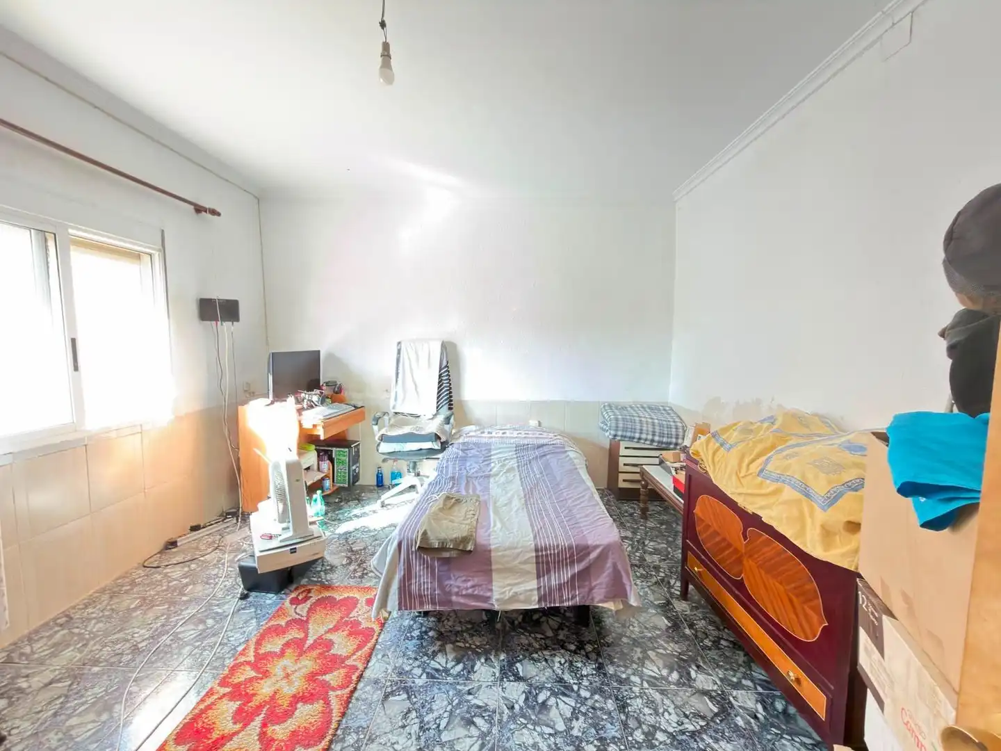 Habitación de Casa adosada en venta en Alicante / Alacant con Aire acondicionado, Calefacción y Jardín privado