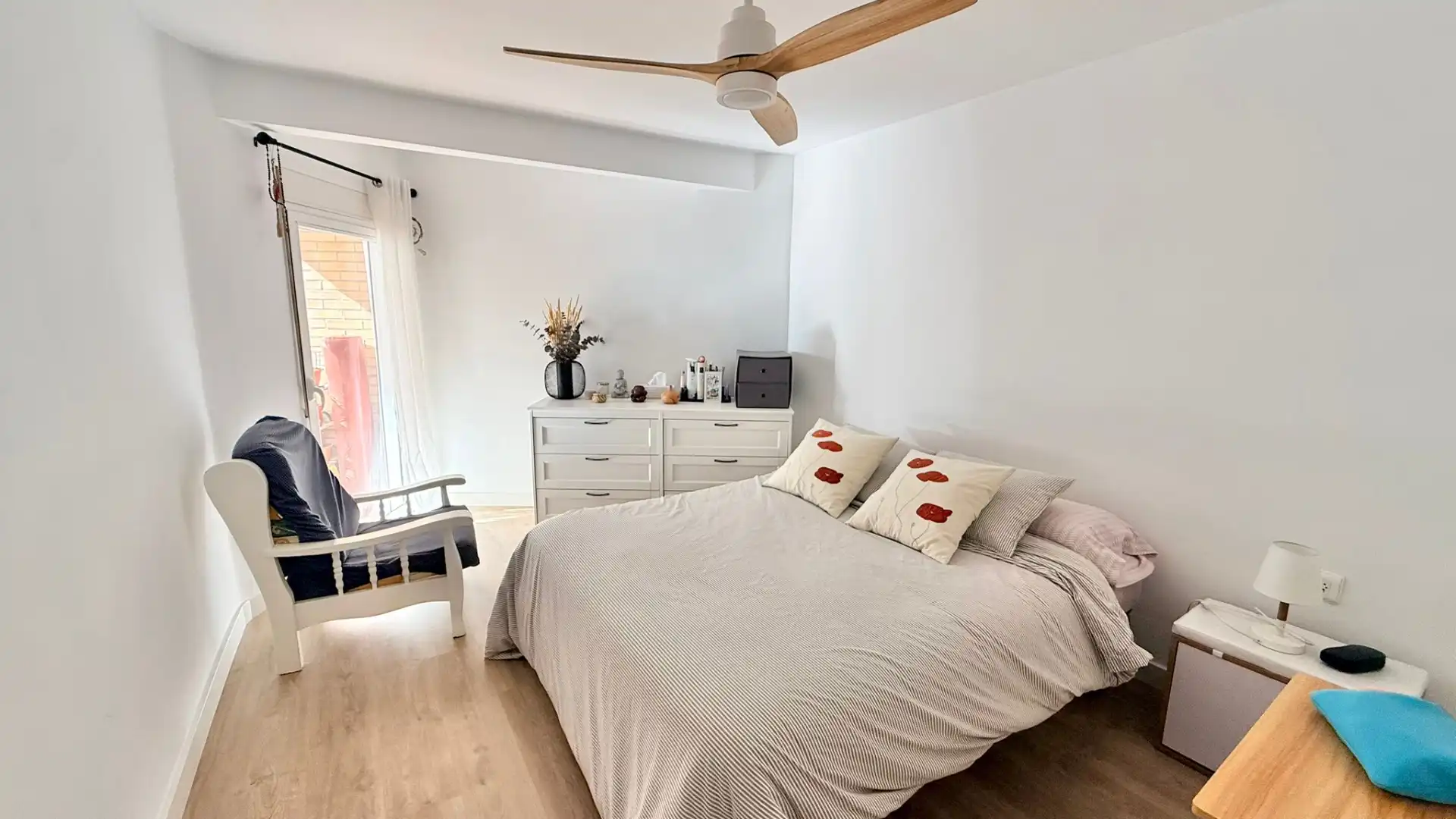 Habitación de Apartamento en venta en Calpe / Calp con Aire acondicionado y Amueblado