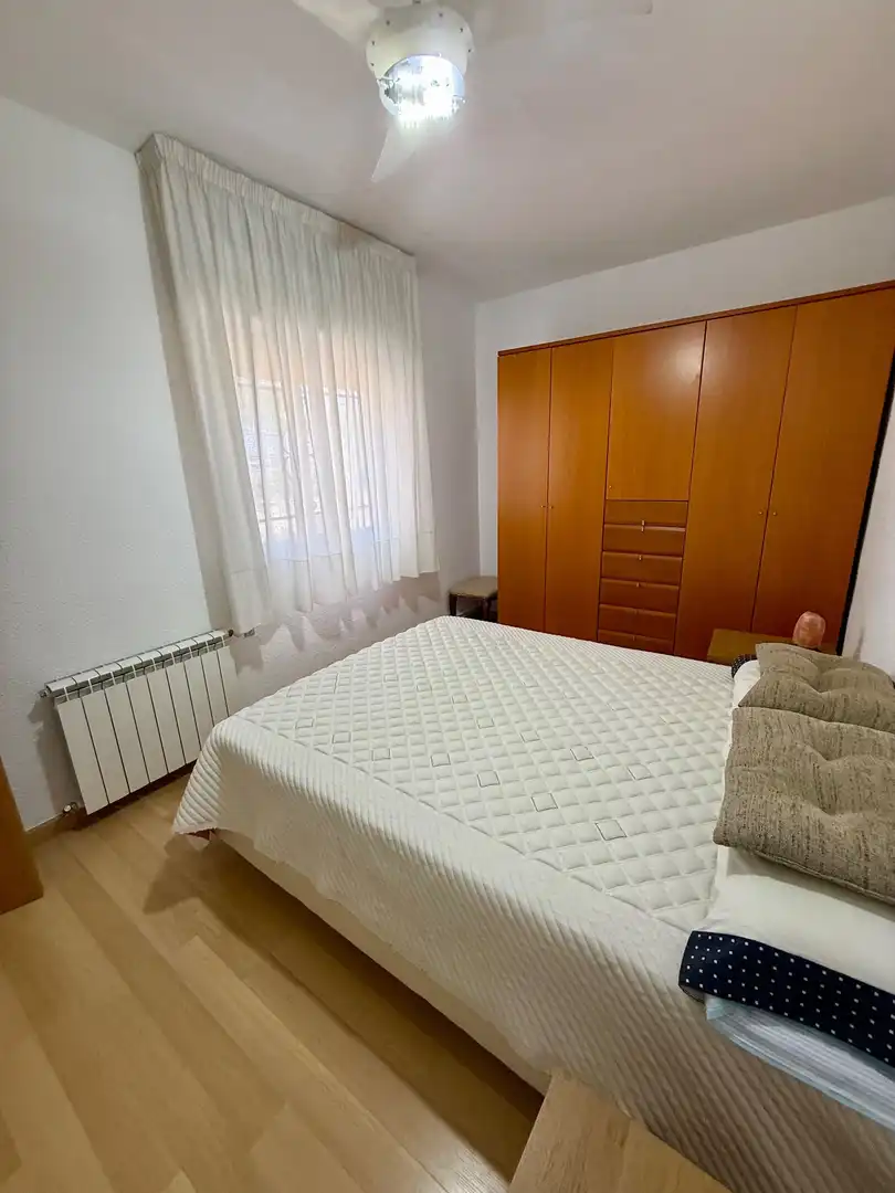 Habitación de Casa o chalet en venta en Villena con Calefacción, Jardín privado y Trastero