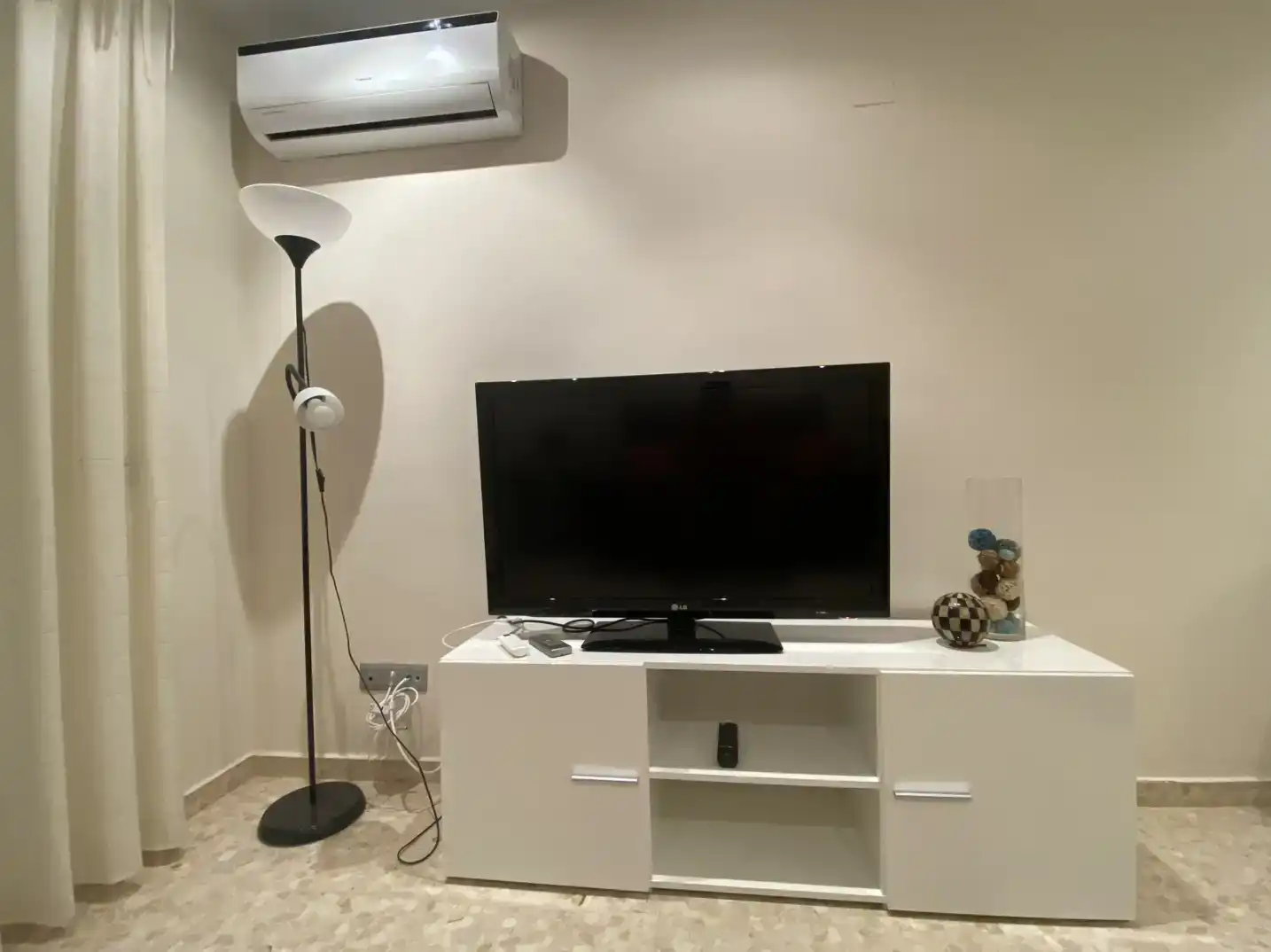 Living room of Flat for rent in Picanya  with Air Conditioner and Swimming Pool