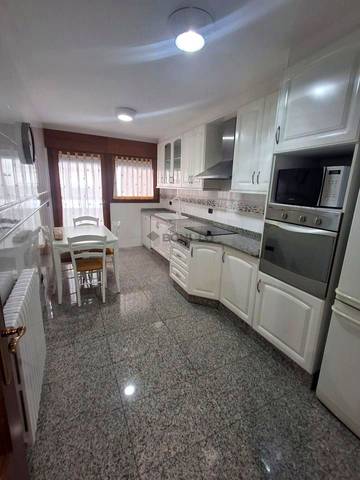 Piso en Alquiler en De América en Ensanche - Fuenfresca