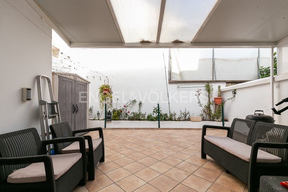 Casa o xalet en venda a C. de Arnaldo de Vilanova, La Patacona