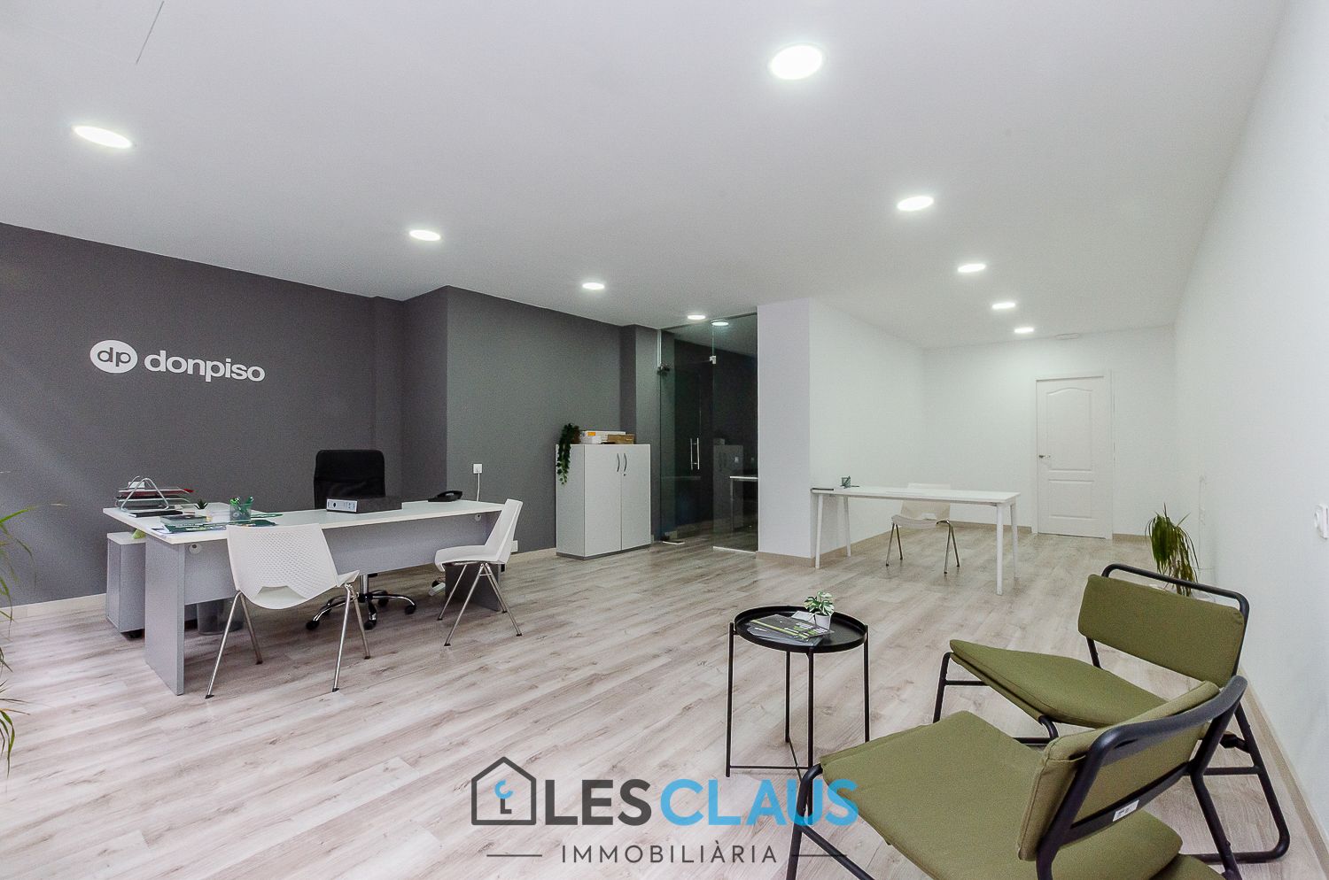 Local de alquiler en Avinguda del Masnou, Les Planes, La Florida - Les Planes