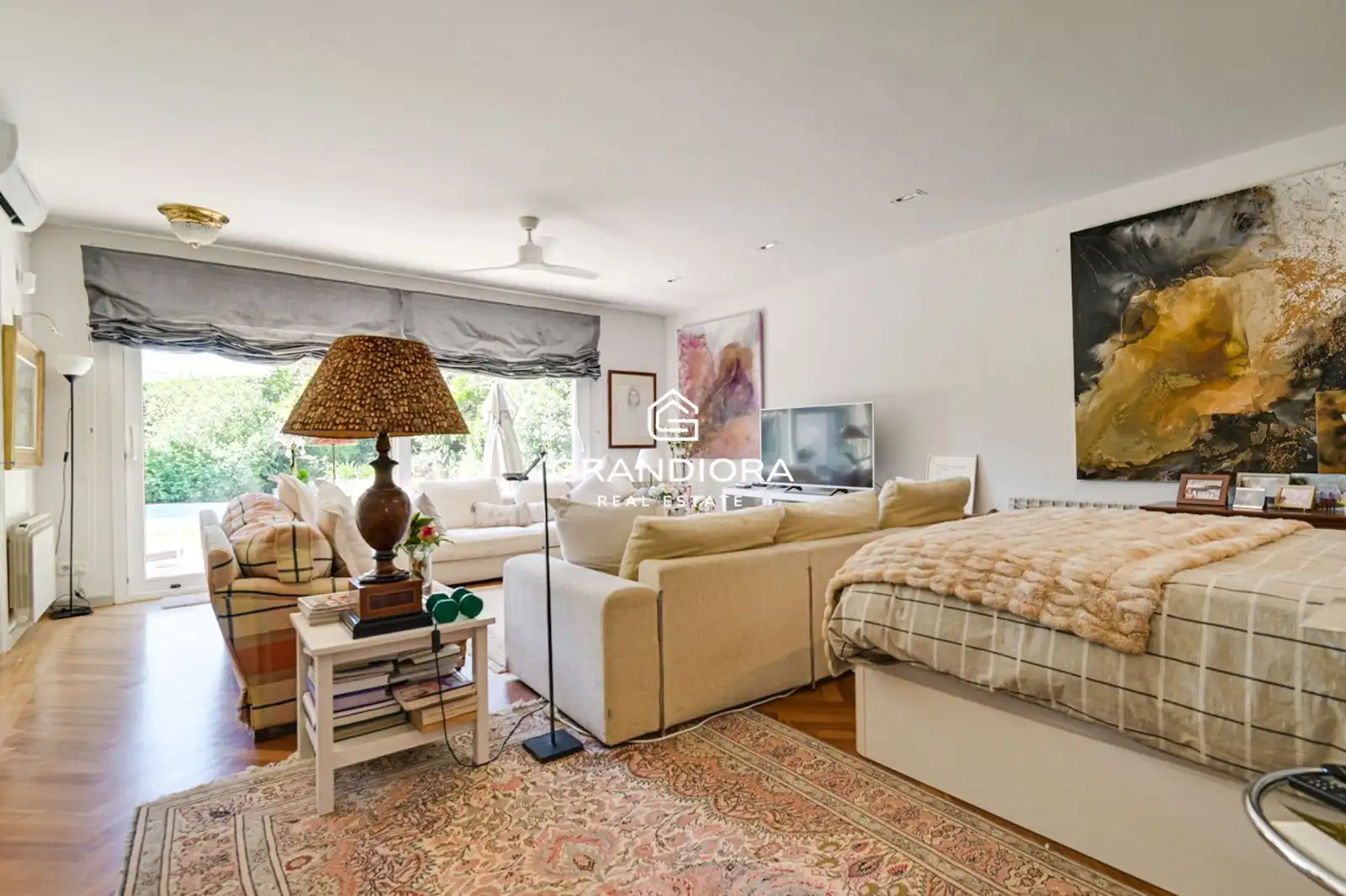 Garden of Houses for sale in El Masnou  with Air Conditioner, Terrace and Swimming Pool