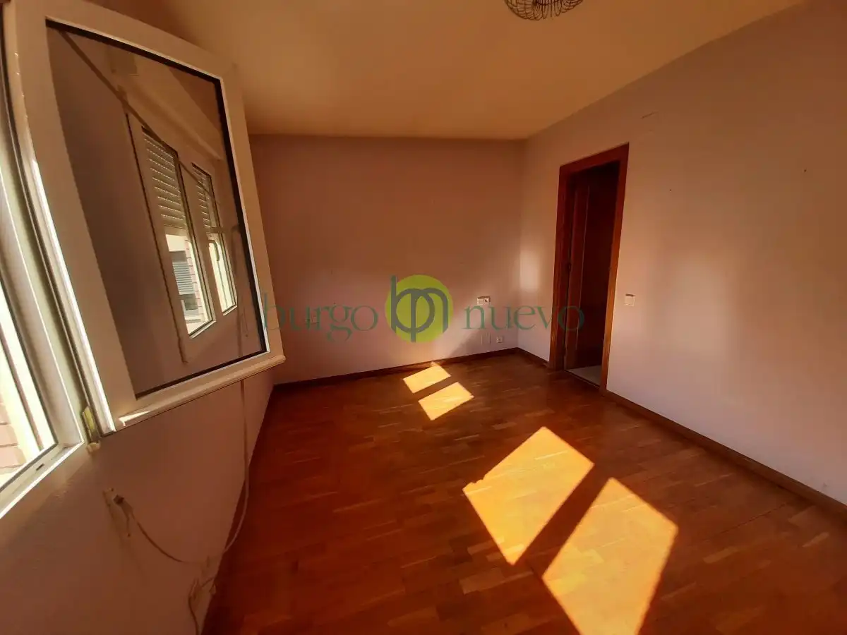 Haus oder Chalet zur Miete in Calle Guadalquivir, San Andrés del Rabanedo pueblo