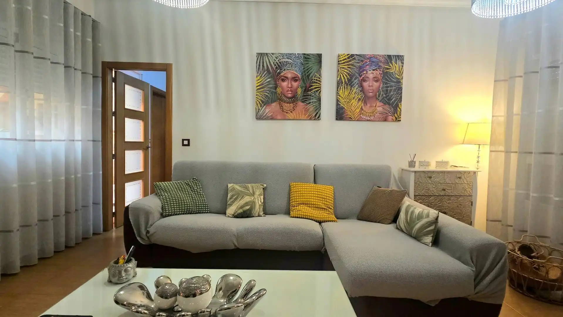 Sala d'estar de Casa adosada en venda en Cartagena amb Aire condicionat, Jardí privat i Terrassa