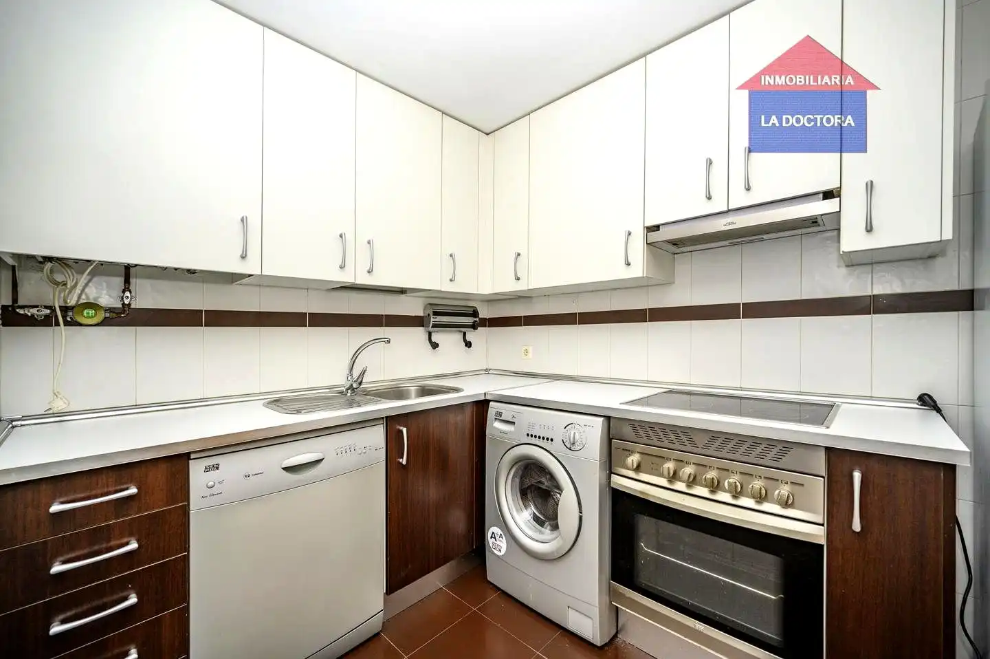 Cocina de Piso en venta en Las Ventas de Retamosa con Piscina comunitaria