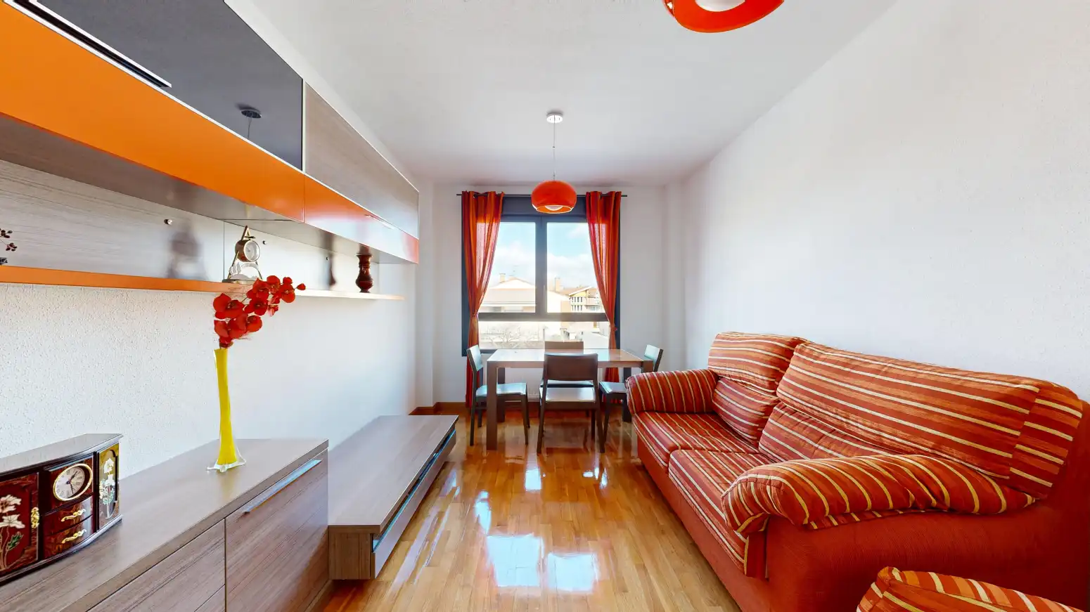 Sala de estar de Piso en venta en Caparroso con Calefacción, Parquet y Trastero