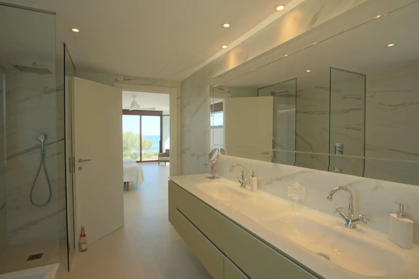 Badezimmer von Haus oder Chalet zur Miete in Dénia mit Klimaanlage, Heizung und Privatgarten
