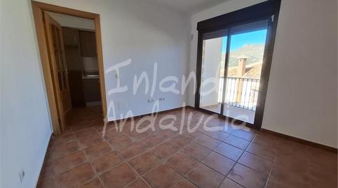 Foto 3 de Apartament en venda a Alcaucín, Málaga