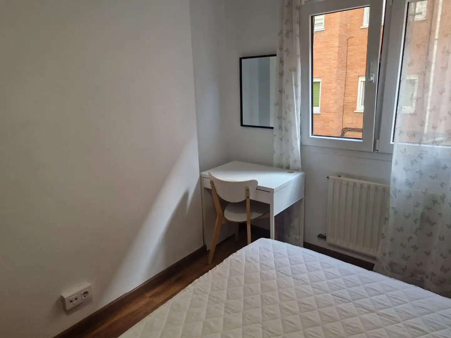 Bedroom of Flat for rent in Oviedo 
