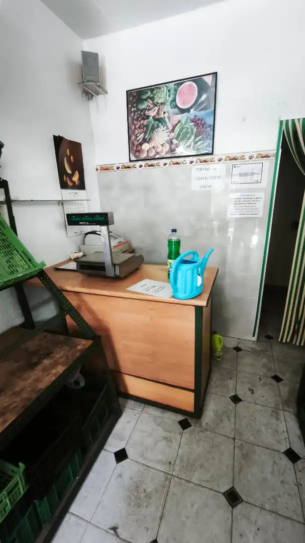 Local comercial en traspaso en Avinguda de les Corts Catalanes 14, imagen 2