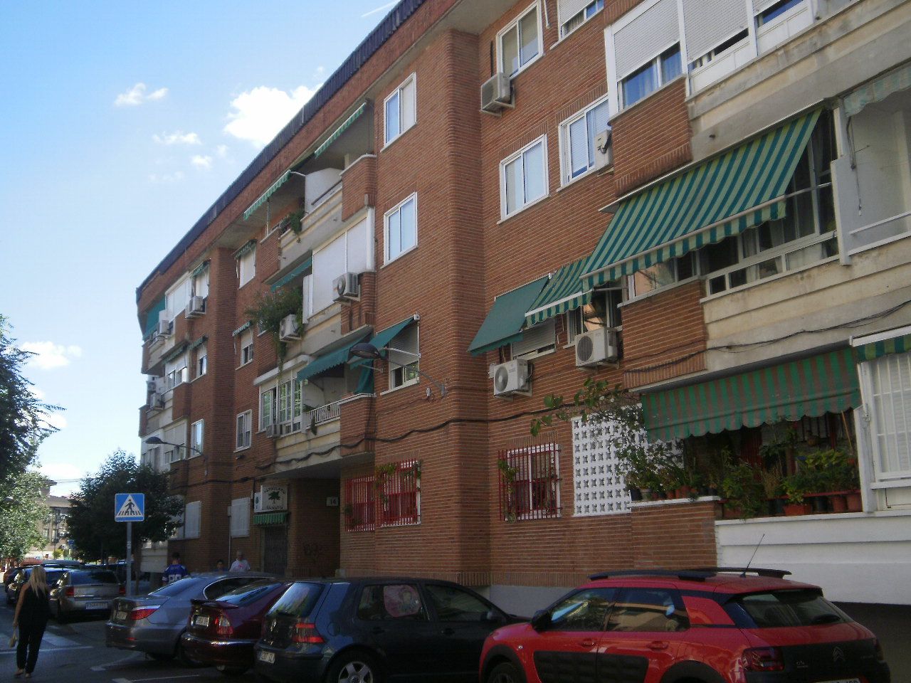 Vista exterior de Piso en venta en Mejorada del Campo con Trastero
