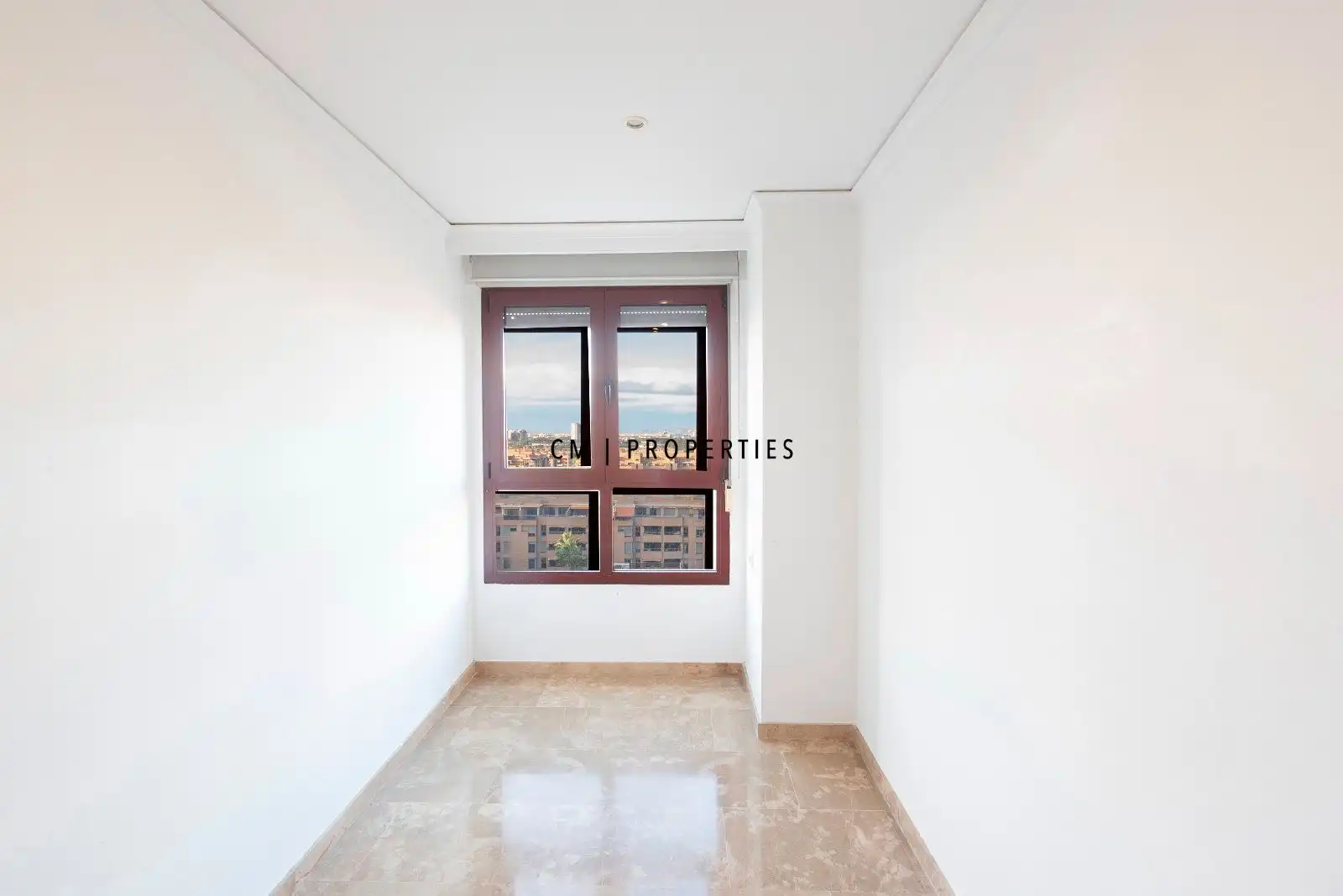 Habitación de Piso en venta en Valencia con Aire acondicionado, Calefacción y Terraza
