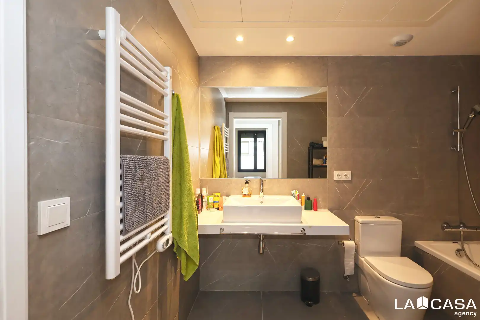 Penthouse with terrace for sale in Carrer de l'Aprestadora, imagen 12