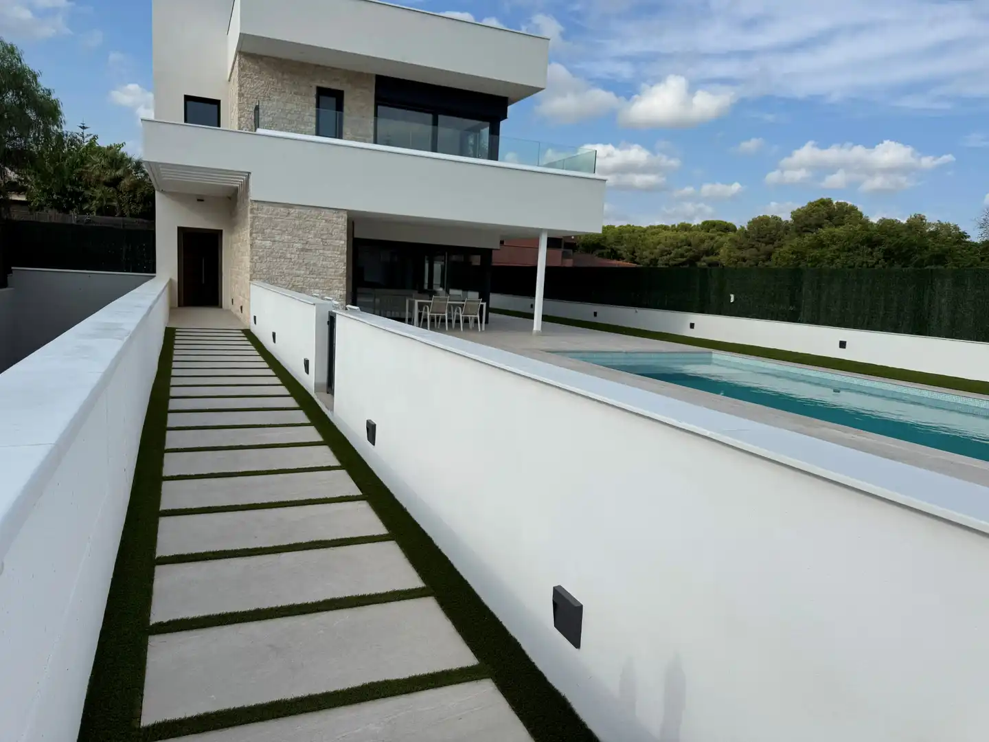 Casa con terraza en venta en Carrer del Cardenal, imagen 3