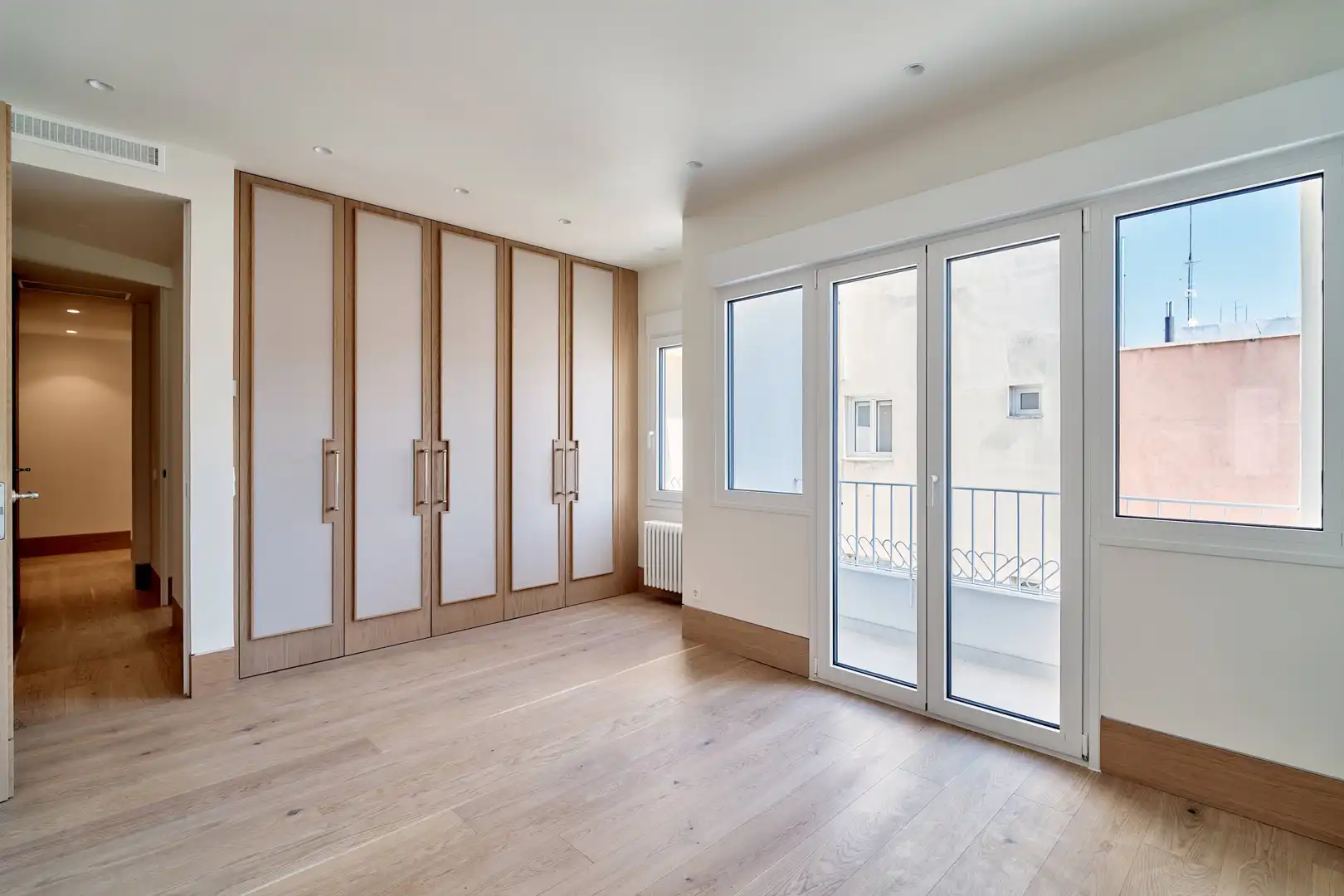 Habitación de Piso en venta en Madrid con Terraza y Trastero
