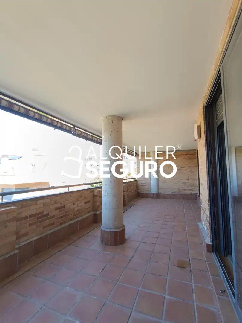 Flat for rent in Parla  with Air Conditioner, Heating and Terrace
