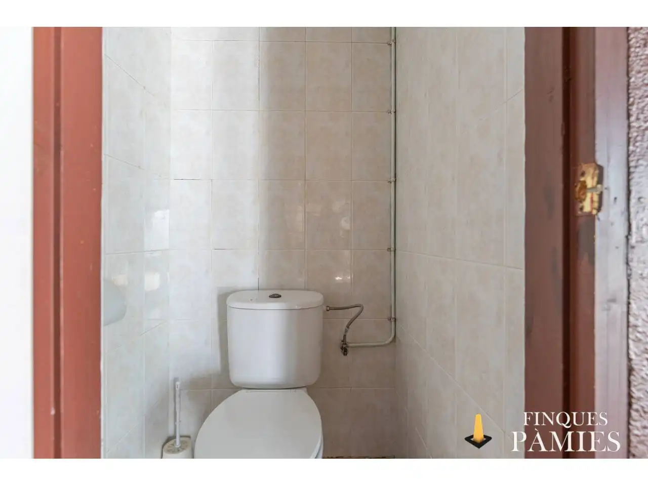 Baño de Local en venta en Les Borges del Camp con Aire acondicionado y Alarma