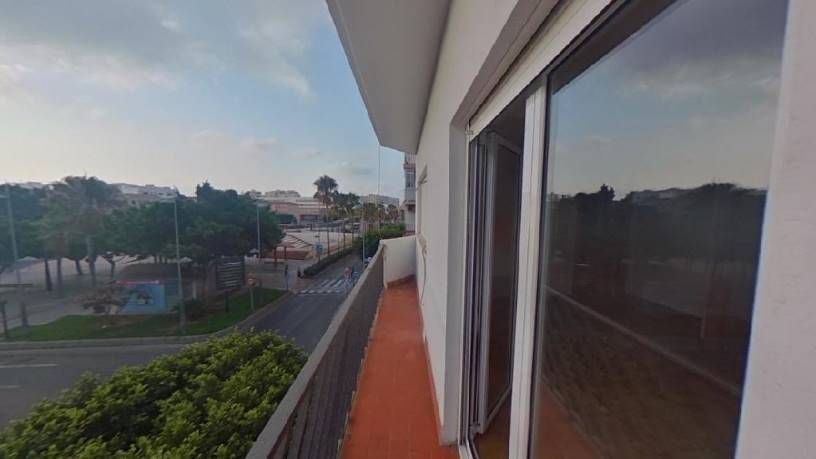 Terraza de Piso en venta en  Almería Capital con Calefacción
