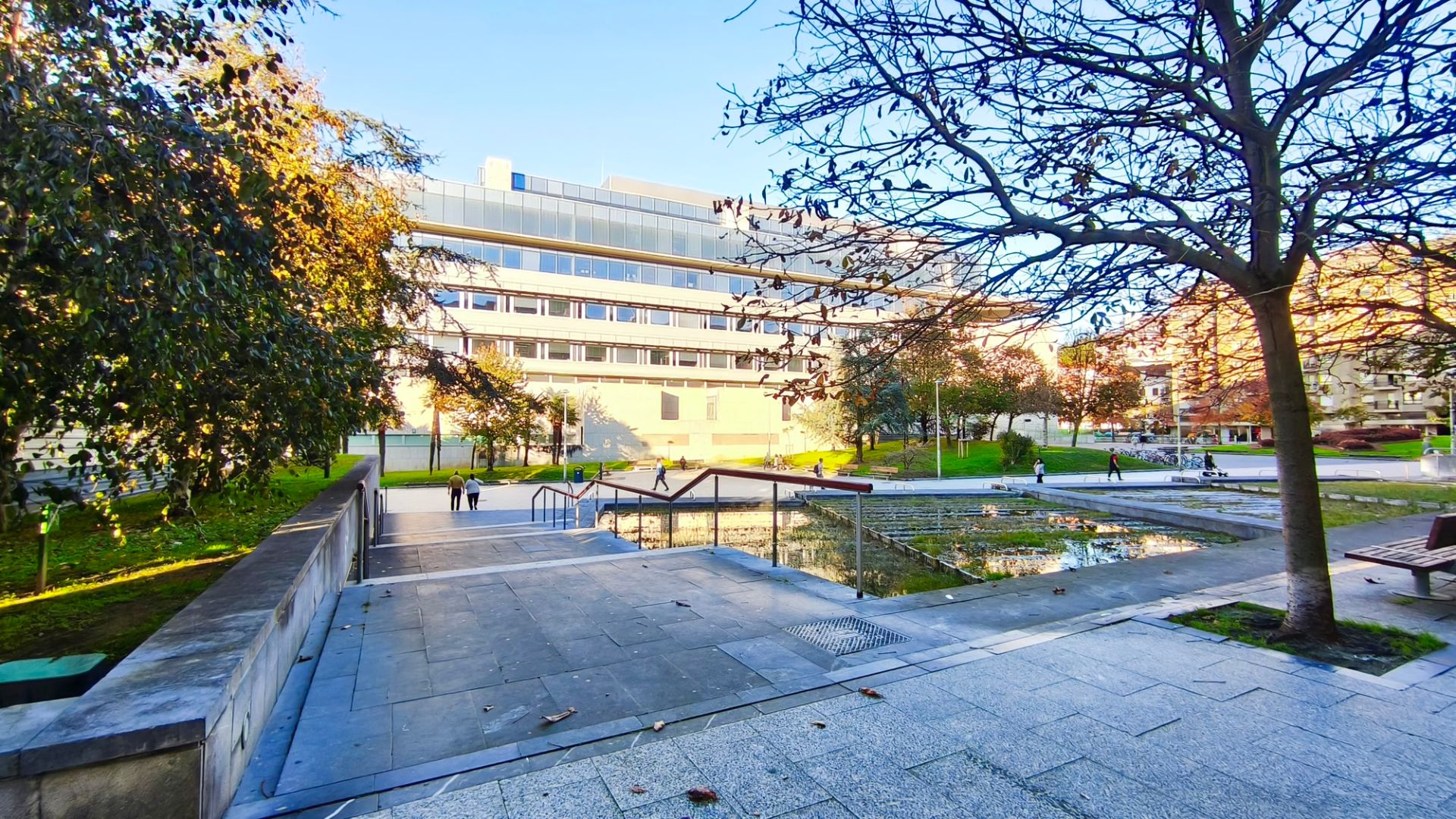 Vista exterior de Garatge en venda en Donostia - San Sebastián 