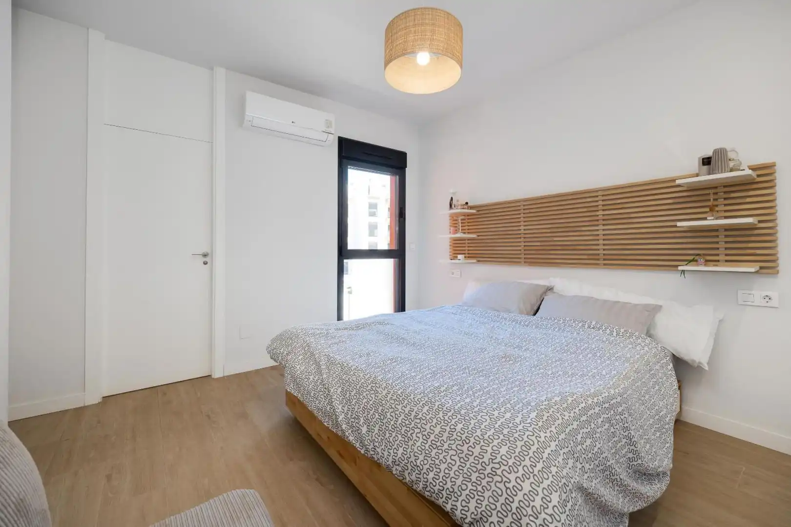 Dormitori de Àtic en venda en Orihuela amb Aire condicionat, Terrassa i Moblat