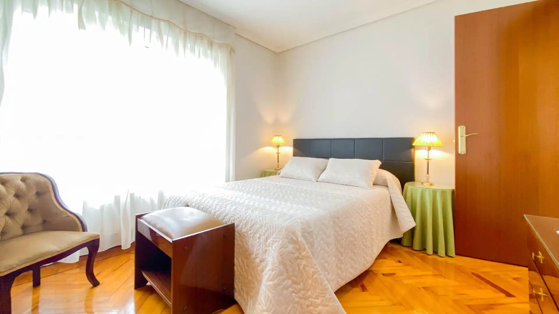 Bedroom of Flat for rent in Santander  with Heating and Furnished