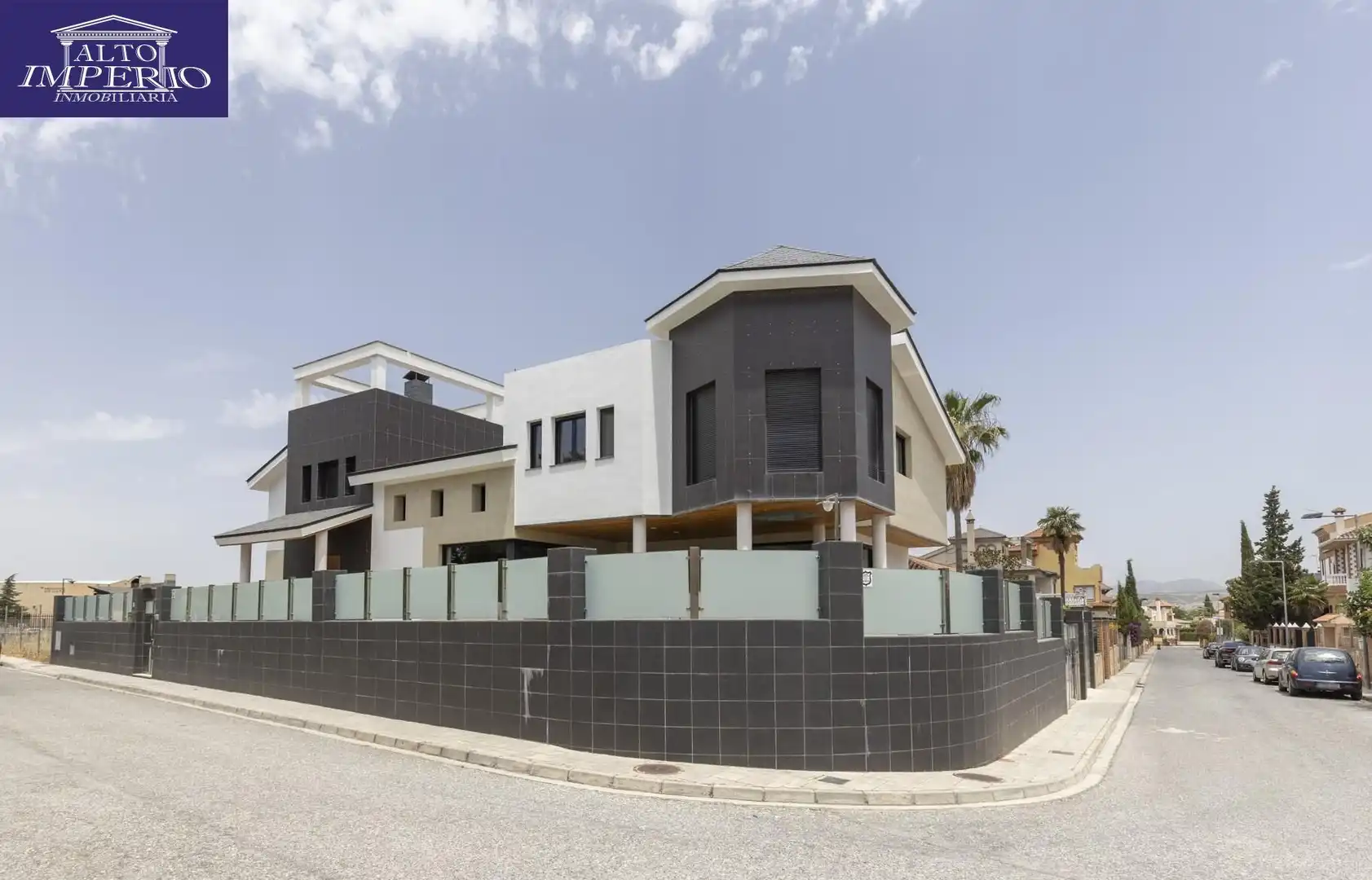 Chalet con piscina en venta en Urbanizacion EL CARMELO, imagen 2