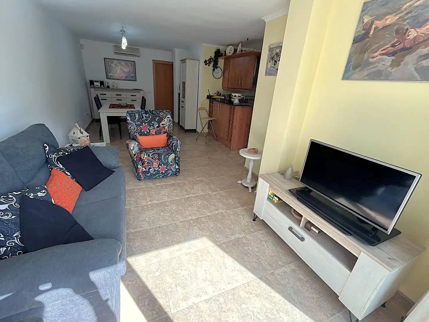 Sala de estar de Planta baja en venta en Castell d'Aro, Platja d'Aro i s'Agaró con Aire acondicionado, Jardín privado y Terraza