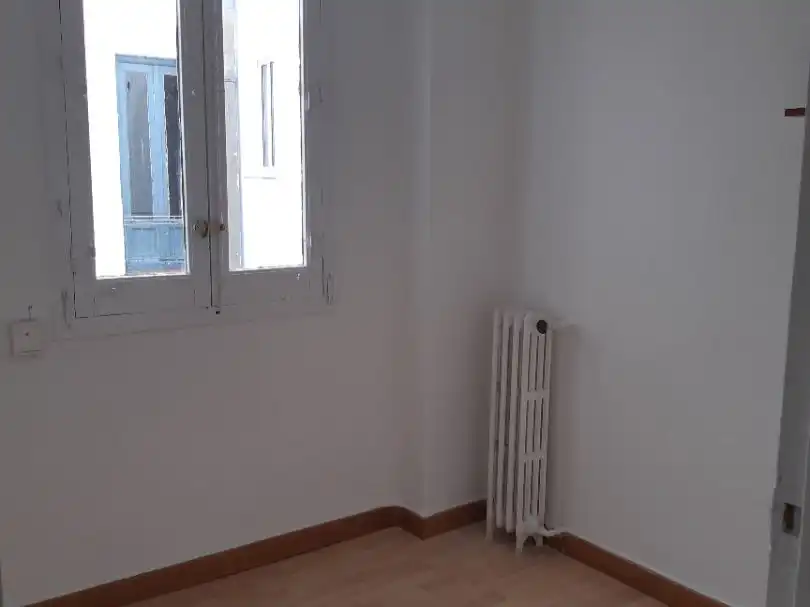Bedroom of Flat for rent in  Madrid Capital  with Balcony
