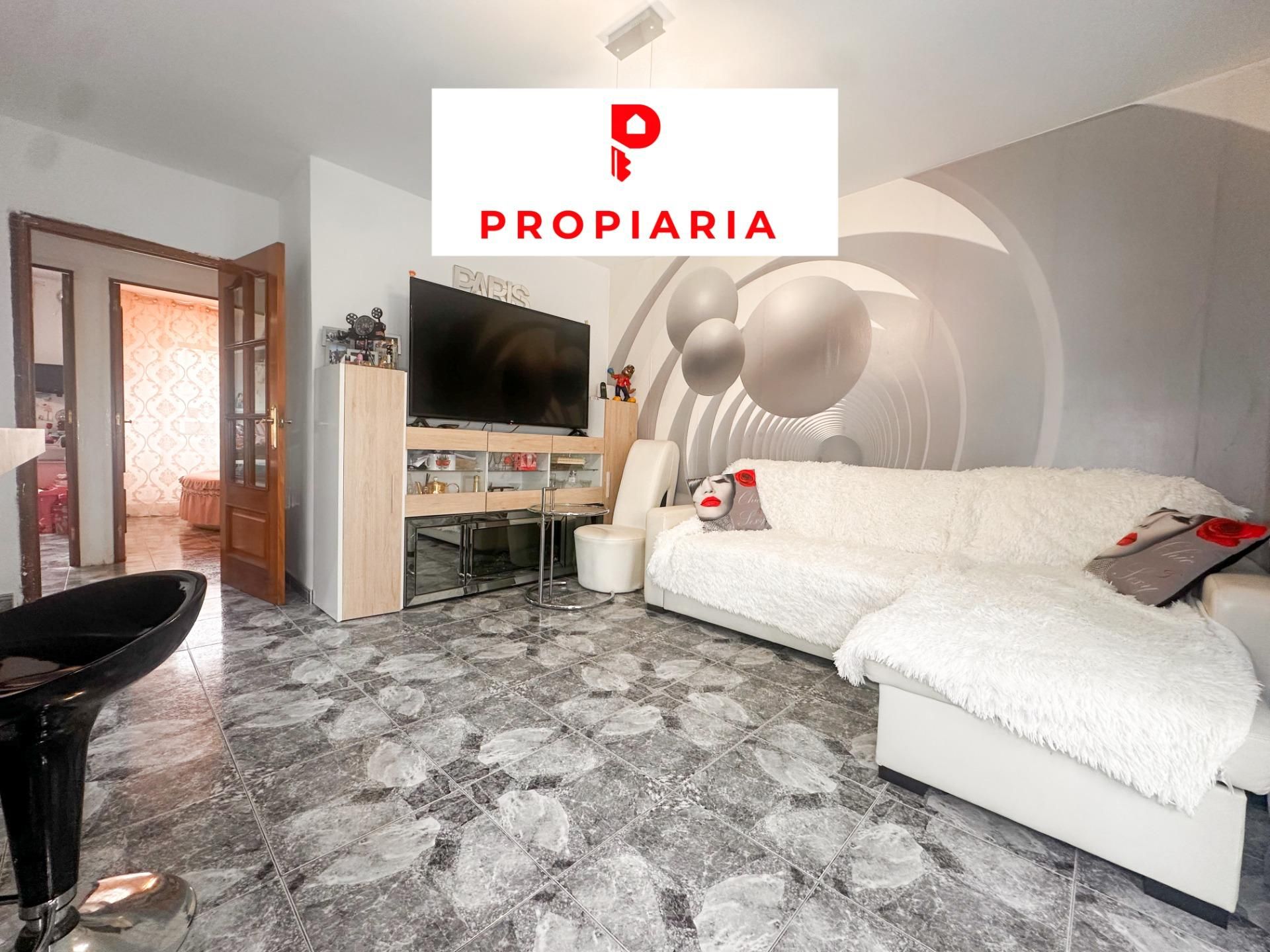 Sala de estar de Piso en venta en Sant Andreu de la Barca con Aire acondicionado, Calefacción y Balcón