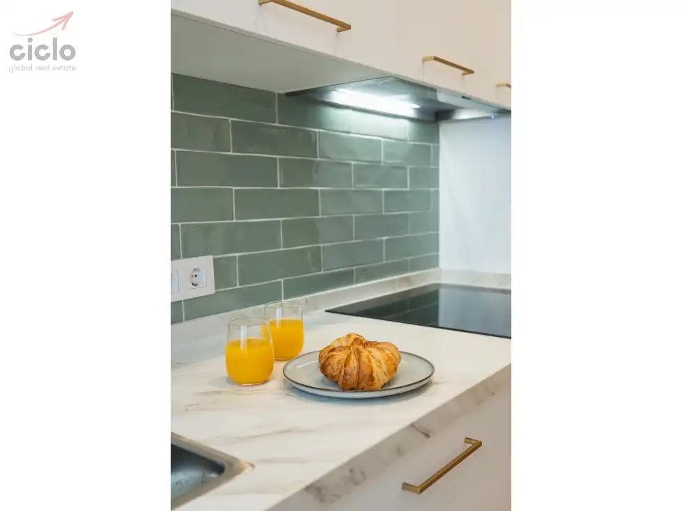 Cocina de Piso de alquiler en Sevilla con Terraza, Piscina y Amueblado